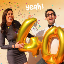 Lade das Bild in den Galerie-Viewer, Witziges Geschenk zum 40. Geburtstag für Frauen und Männer