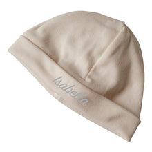 Lade das Bild in den Galerie-Viewer, Personalisierte Babymuetze mit Name bestickt - ecru, beige
