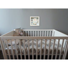 Lade das Bild in den Galerie-Viewer, Bestickte Windel im Rahmen - Junge Babyfuesschen Babymotiv