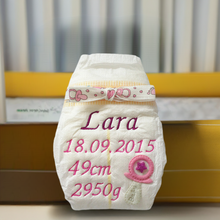 Lade das Bild in den Galerie-Viewer, Bestickte Windel fuer Maedchen - Schnuller
